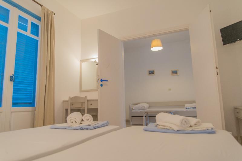 Ostria Hotel & Apartments Gavrio Eksteriør billede